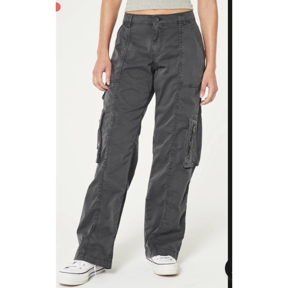 Hollister Low Rise Baggy Cargo Pants Women's Size 23R Gray Streetwear Utility